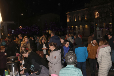 PRIŽIG LUČK 32 FOTO LJUBO VUKELIČ